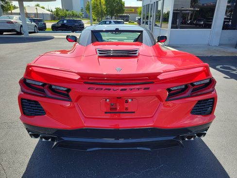 Used 2023 Chevrolet Corvette Stingray Premium Conv w/ Z51 Performance Package RWD image 5
