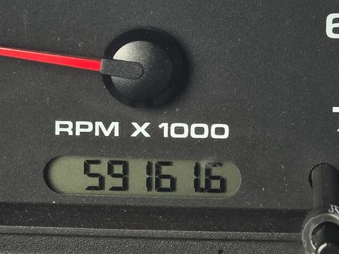 Used 2010 Ford Ranger XLT AWD/4WD image 18