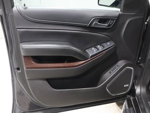 Used 2016 GMC Yukon XL SLT w/ Open Road Package image 14