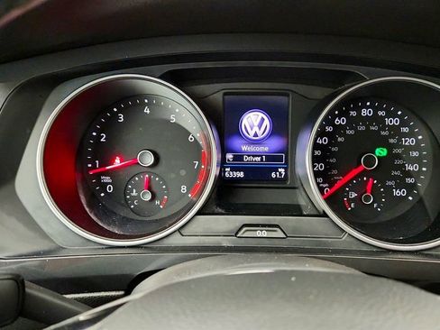 Used 2019 Volkswagen Tiguan SE AWD/4WD image 14