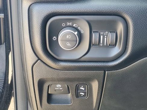 Used 2020 RAM 1500 Laramie AWD/4WD image 19
