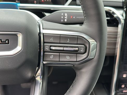 New 2025 GMC Sierra EV Denali image 12