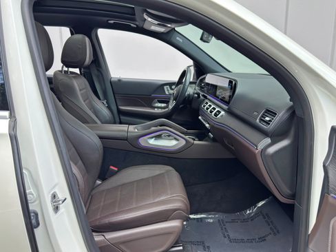 Used 2022 Mercedes-Benz GLS 450 4MATIC w/ Warmth & Comfort Package image 16