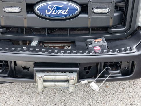 Used 2011 Ford F550 4x4 Regular Cab Super Duty w/ Payload Upgrade Pkg image 24