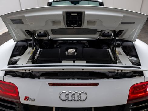 Used 2014 Audi R8 V10 image 10