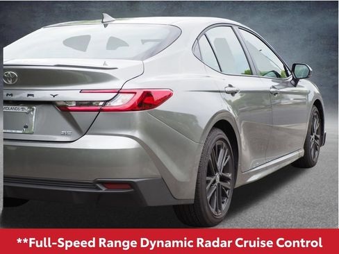 Used 2026 Toyota Camry SE w/ Multimedia Upgrade Package FWD image 8