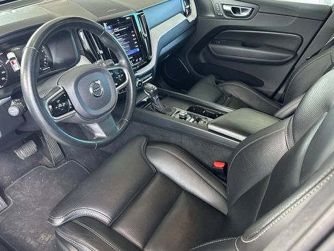 Used 2021 Volvo XC60 T5 Inscription w/ Advanced Package image 9