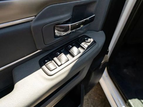 Used 2019 RAM 1500 Classic SLT w/ Protection Group AWD/4WD image 34