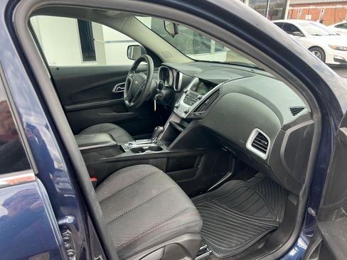 Used 2016 Chevrolet Equinox LS FWD image 9