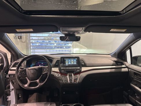 Used 2024 Honda Odyssey Sport image 18