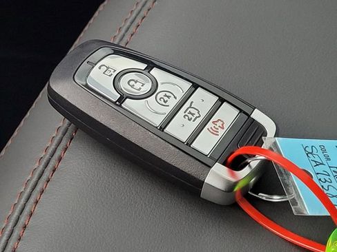 New 2025 Ford Expedition Max Active image 25