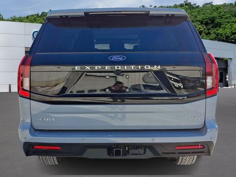 Certified 2025 Ford Expedition Max Active image 5