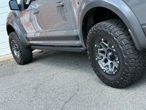 Used 2018 Ford F150 Raptor w/ Equipment Group 802A Luxury AWD/4WD image 25