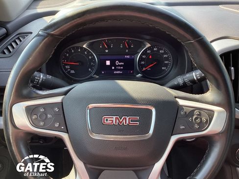 Used 2023 GMC Terrain SLT w/ Infotainment Package II AWD/4WD image 30
