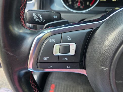 Used 2015 Volkswagen GTI SE w/ Lighting Package (SEL) image 19