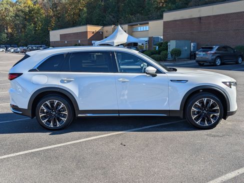 Used 2025 MAZDA CX-90 Plug-In Hybrid w/ Premium Plus image 10