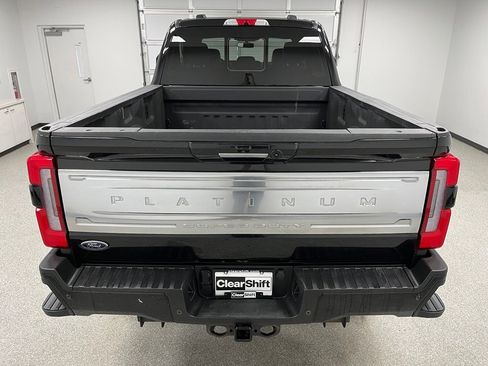 Used 2024 Ford F350 Platinum w/ Tremor Off-Road Package AWD/4WD image 9