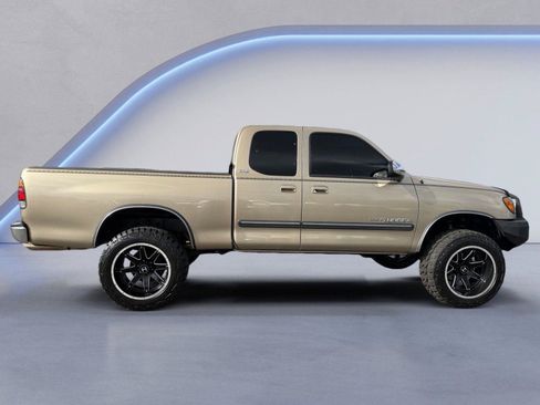 Used 2003 Toyota Tundra SR5 RWD image 2