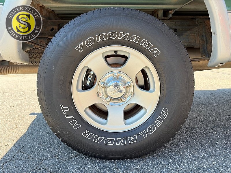Used 2000 Ford F150 XLT AWD/4WD image 9