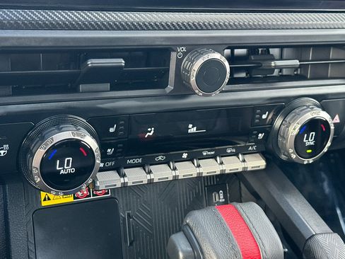Certified 2025 Toyota Tacoma TRD Pro AWD/4WD image 20
