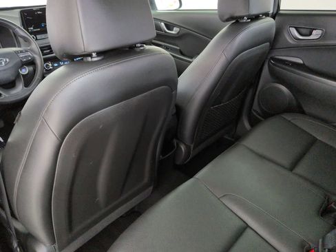 Used 2022 Hyundai Kona Limited w/ Cargo Package image 18