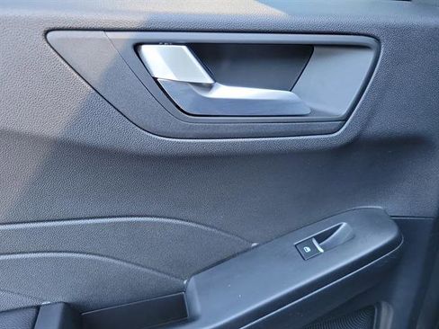 Used 2025 Ford Escape ST-Line image 10