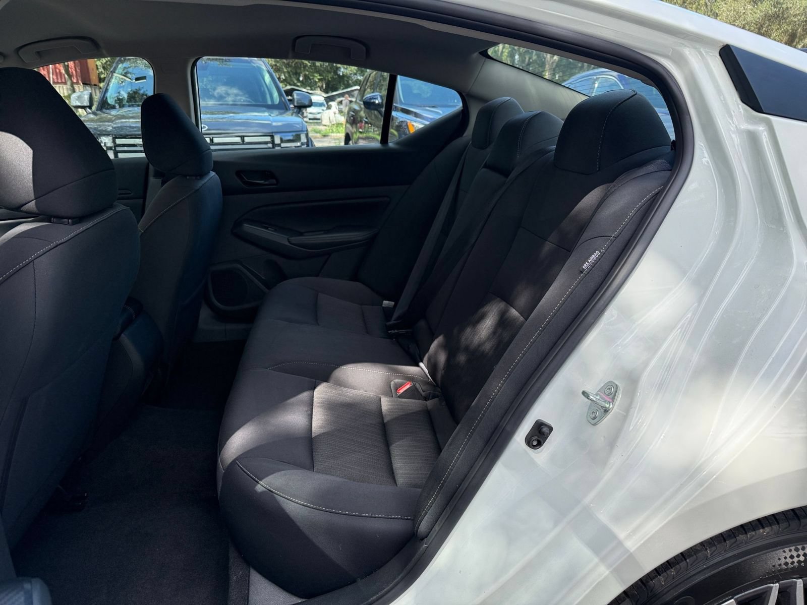 Used 2025 Nissan Altima 2.5 SV FWD image 35