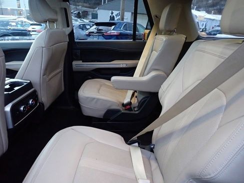 Used 2023 Ford Expedition Max Limited image 19