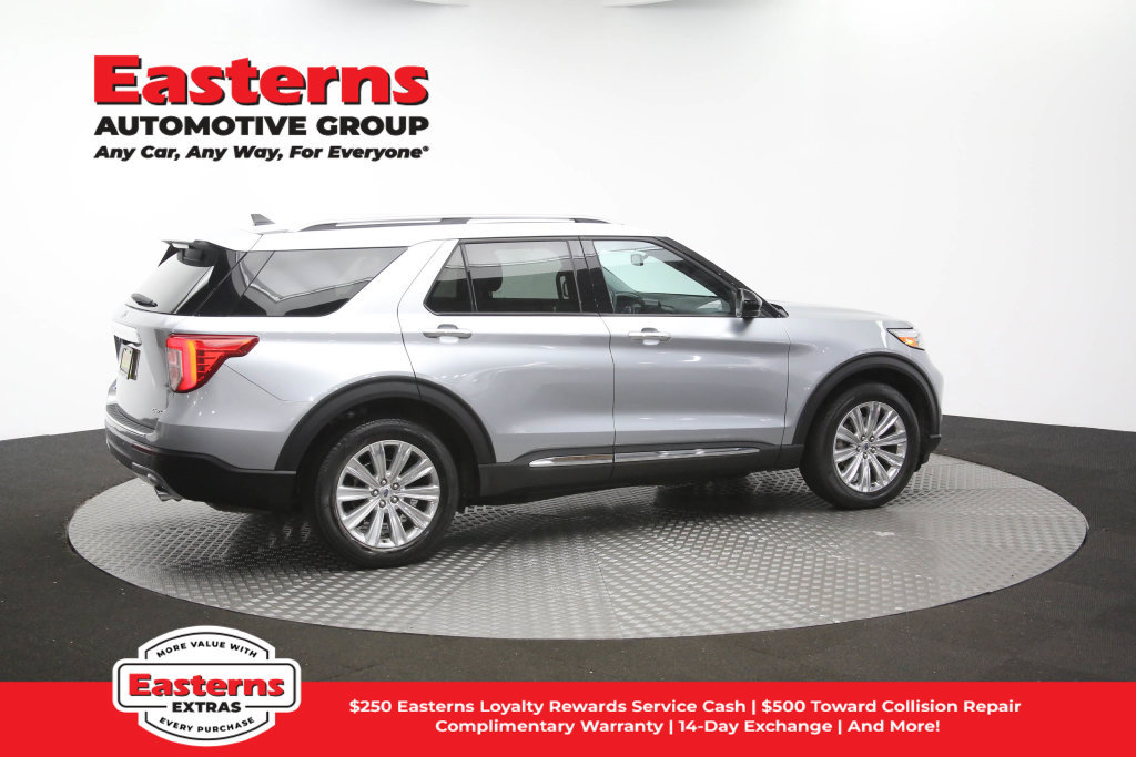 Used 2023 Ford Explorer Limited AWD/4WD image 47