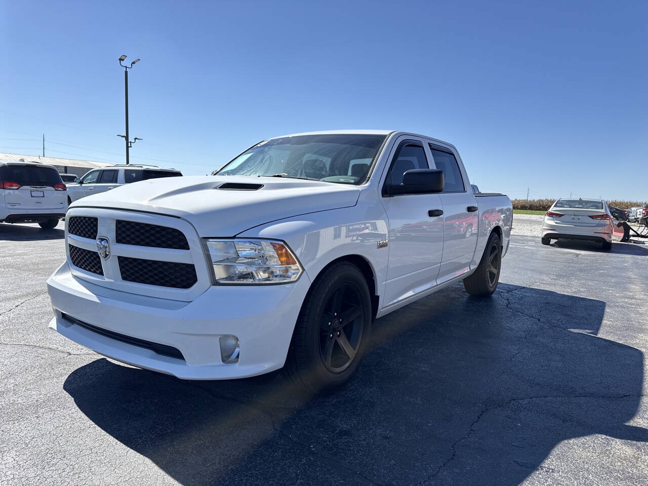 Used 2015 RAM 1500 Express AWD/4WD image 4