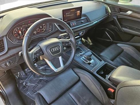 Used 2018 Audi Q5 2.0T Premium Plus w/ Premium Plus Package AWD/4WD image 12