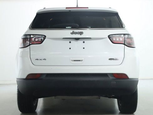 Used 2022 Jeep Compass Latitude AWD/4WD image 42