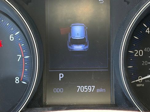 Used 2020 Toyota C-HR XLE FWD image 8
