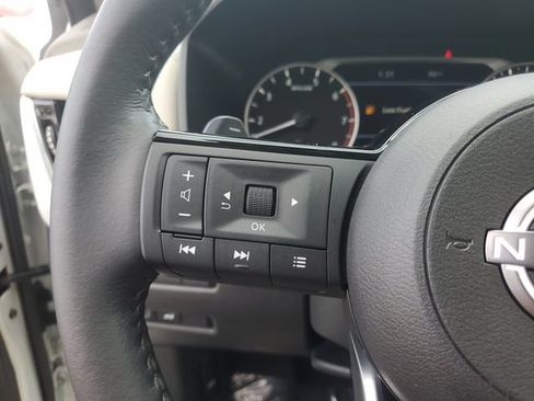 Certified 2023 Nissan Rogue SL w/ SL Premium Package FWD image 16