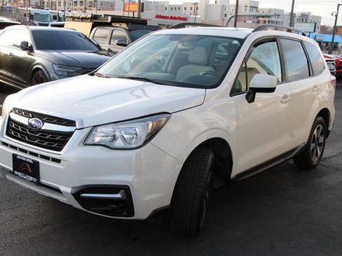 Used 2018 Subaru Forester 2.5i Premium image 3