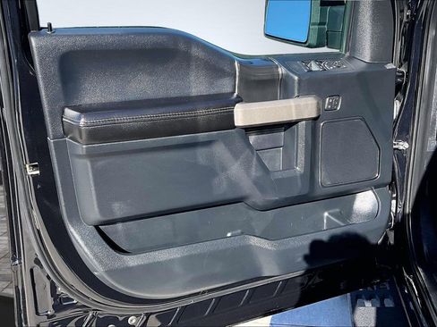 Used 2019 Ford F150 Raptor w/ Equipment Group 802A Luxury AWD/4WD image 13