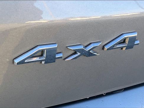 Used 2024 Jeep Compass Limited image 9