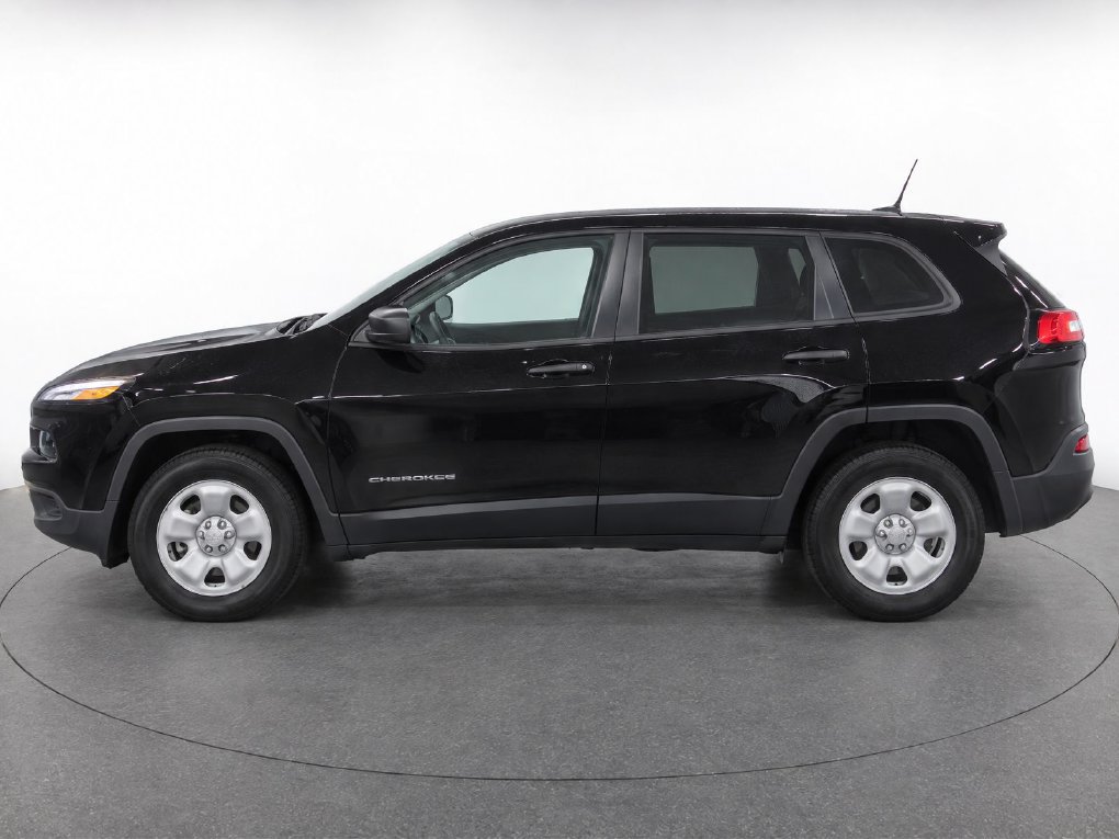 Used 2017 Jeep Cherokee Sport FWD image 8
