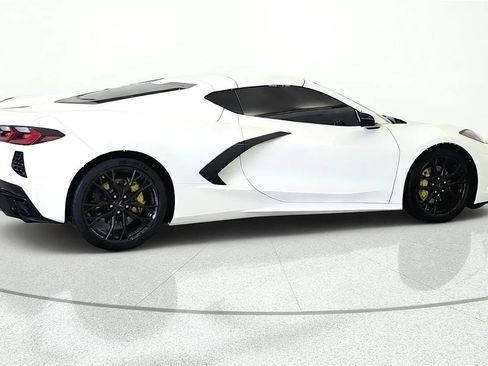 Used 2024 Chevrolet Corvette Stingray Preferred Cpe w/ 2LT RWD image 7