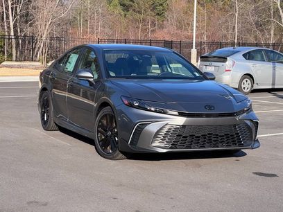 New 2026 Toyota Camry SE w/ Convenience Package