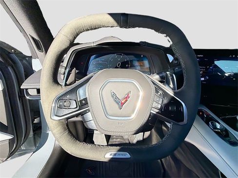 Used 2025 Chevrolet Corvette E-Ray w/ Stealth Interior Trim Package image 34