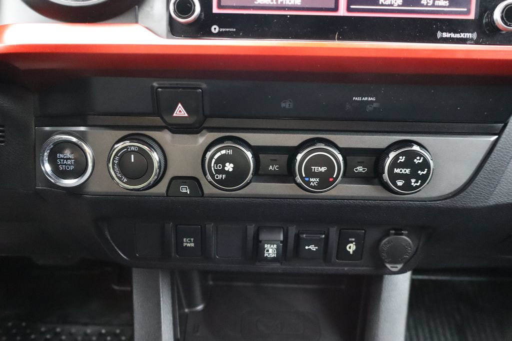 Used 2020 Toyota Tacoma TRD Off-Road AWD/4WD image 13