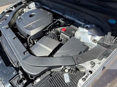 Used 2019 Volvo XC60 T5 R-Design w/ Protection Package image 24