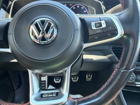 Used 2019 Volkswagen Jetta GLI Autobahn FWD image 32
