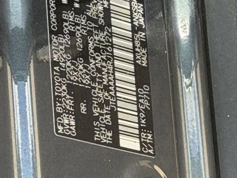 Used 2024 Toyota Venza Limited AWD/4WD image 10