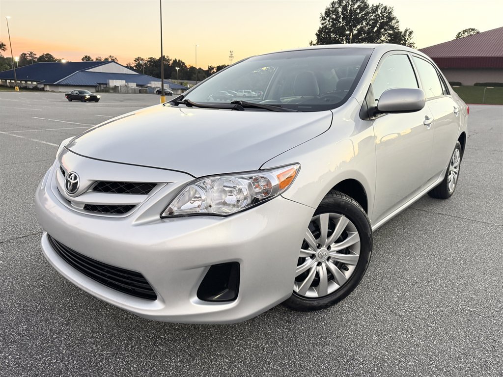 Used 2012 Toyota Corolla LE FWD image 14