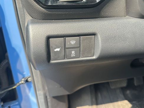 Used 2025 Honda Pilot TrailSport image 13