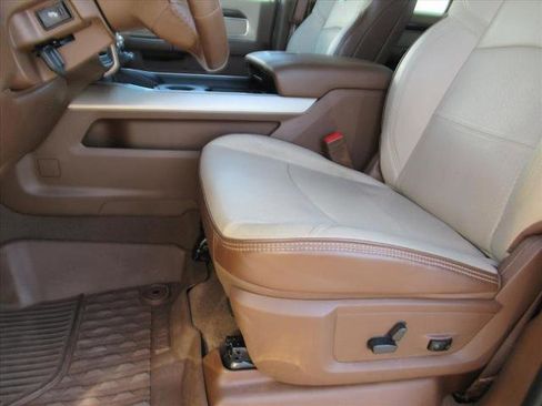 Used 2023 RAM 3500 Laramie image 20