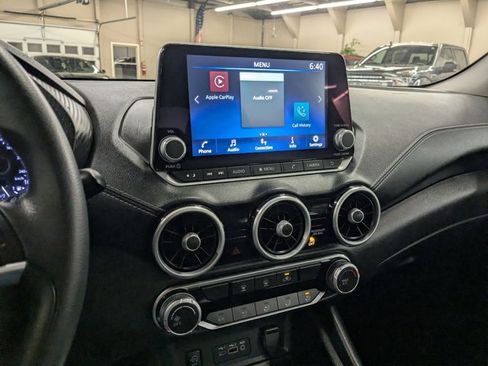 Used 2024 Nissan Sentra SV image 15