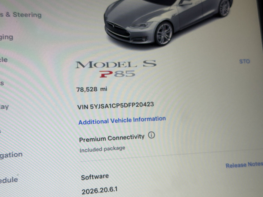 Used 2013 Tesla Model S Performance RWD image 43